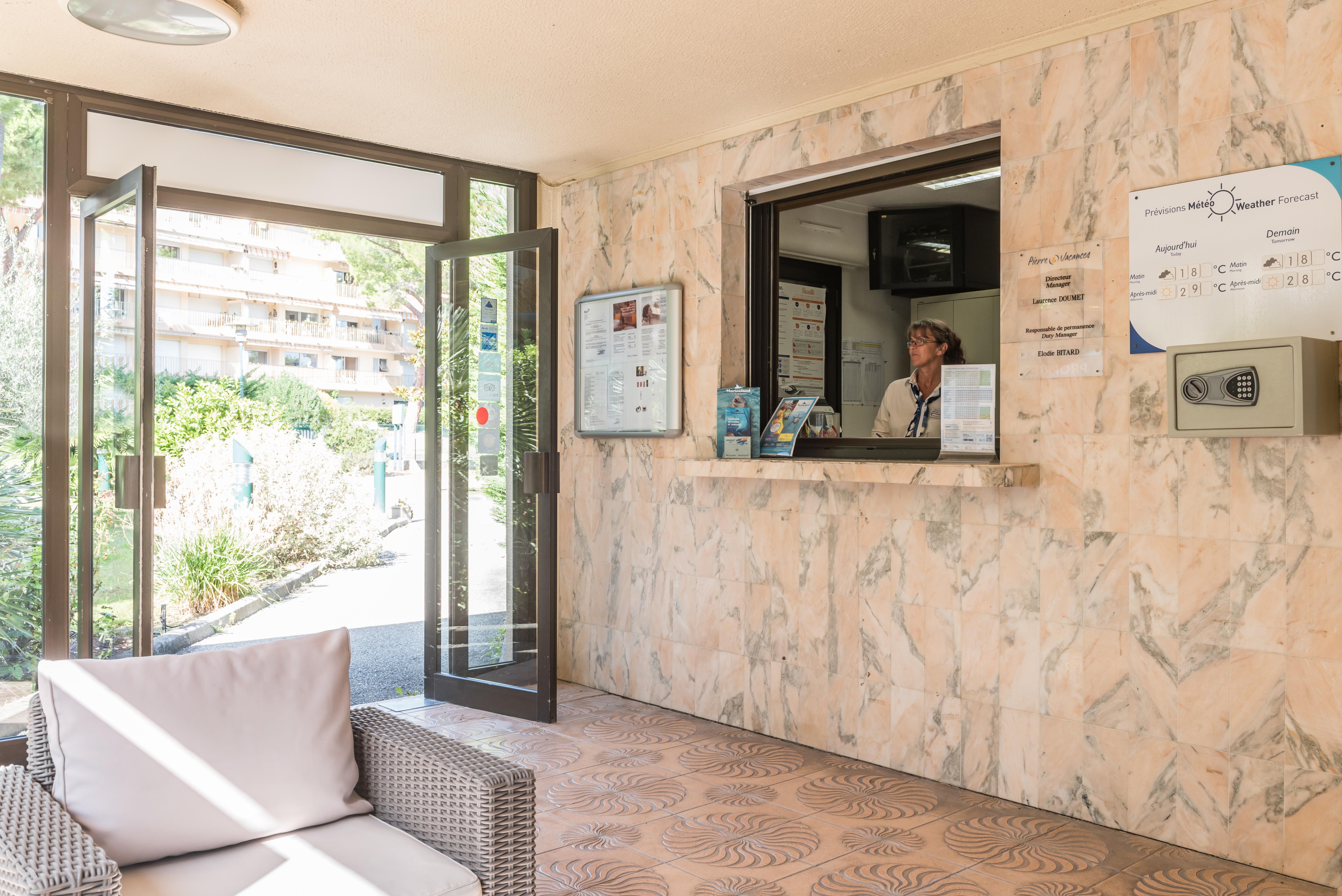 Residence Pierre & Vacances Les Jardins Ombrages Mandelieu Εξωτερικό φωτογραφία